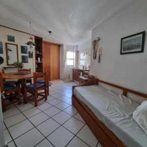 Punta Del Este. Monoambiente. Amenities